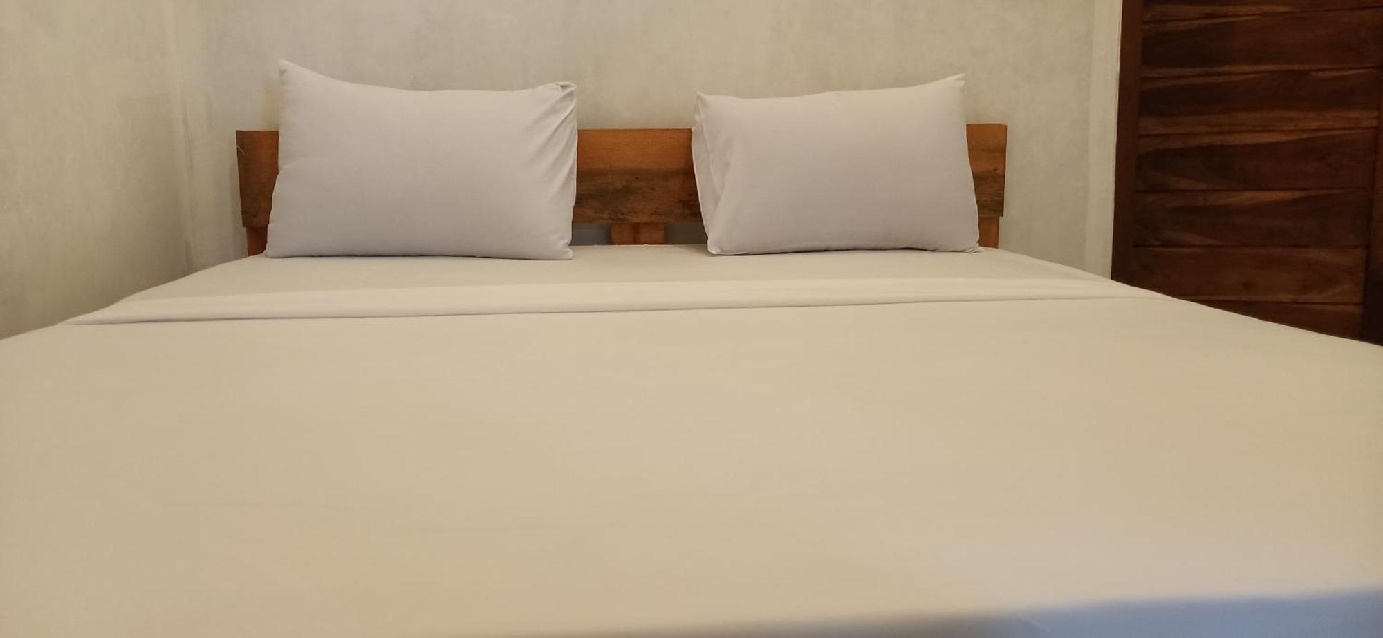 Bayan Exotic Homestay เซอนารู ภายนอก รูปภาพ