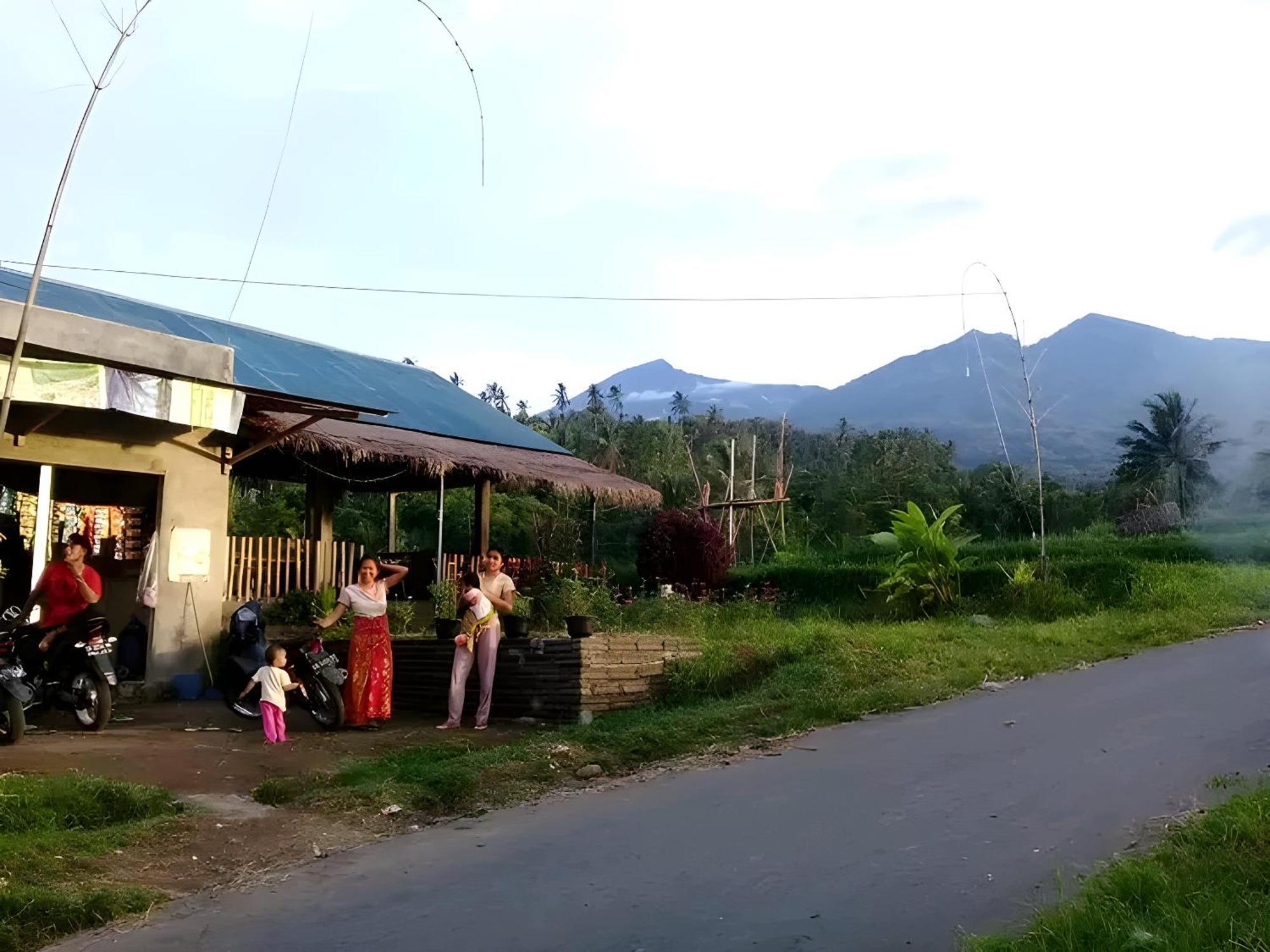 Bayan Exotic Homestay เซอนารู ภายนอก รูปภาพ