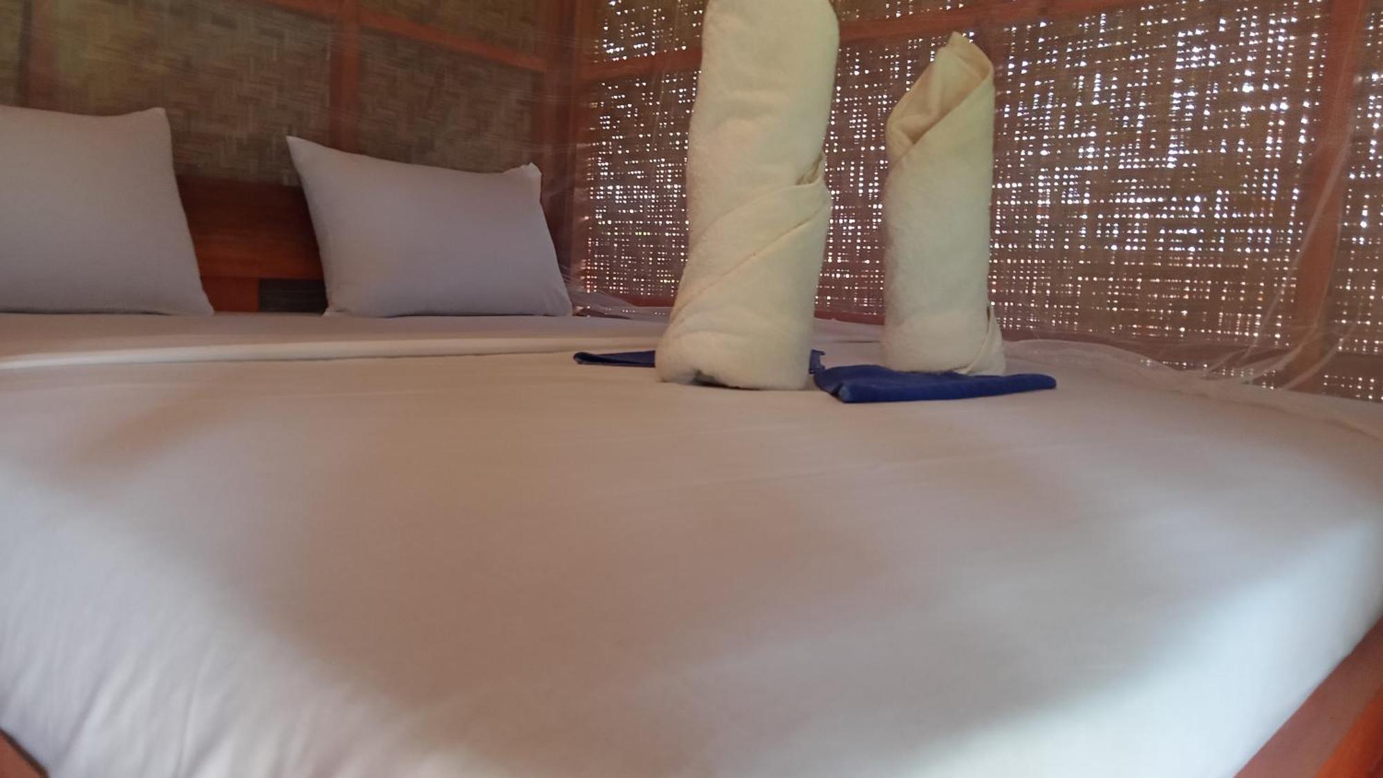 Bayan Exotic Homestay เซอนารู ภายนอก รูปภาพ