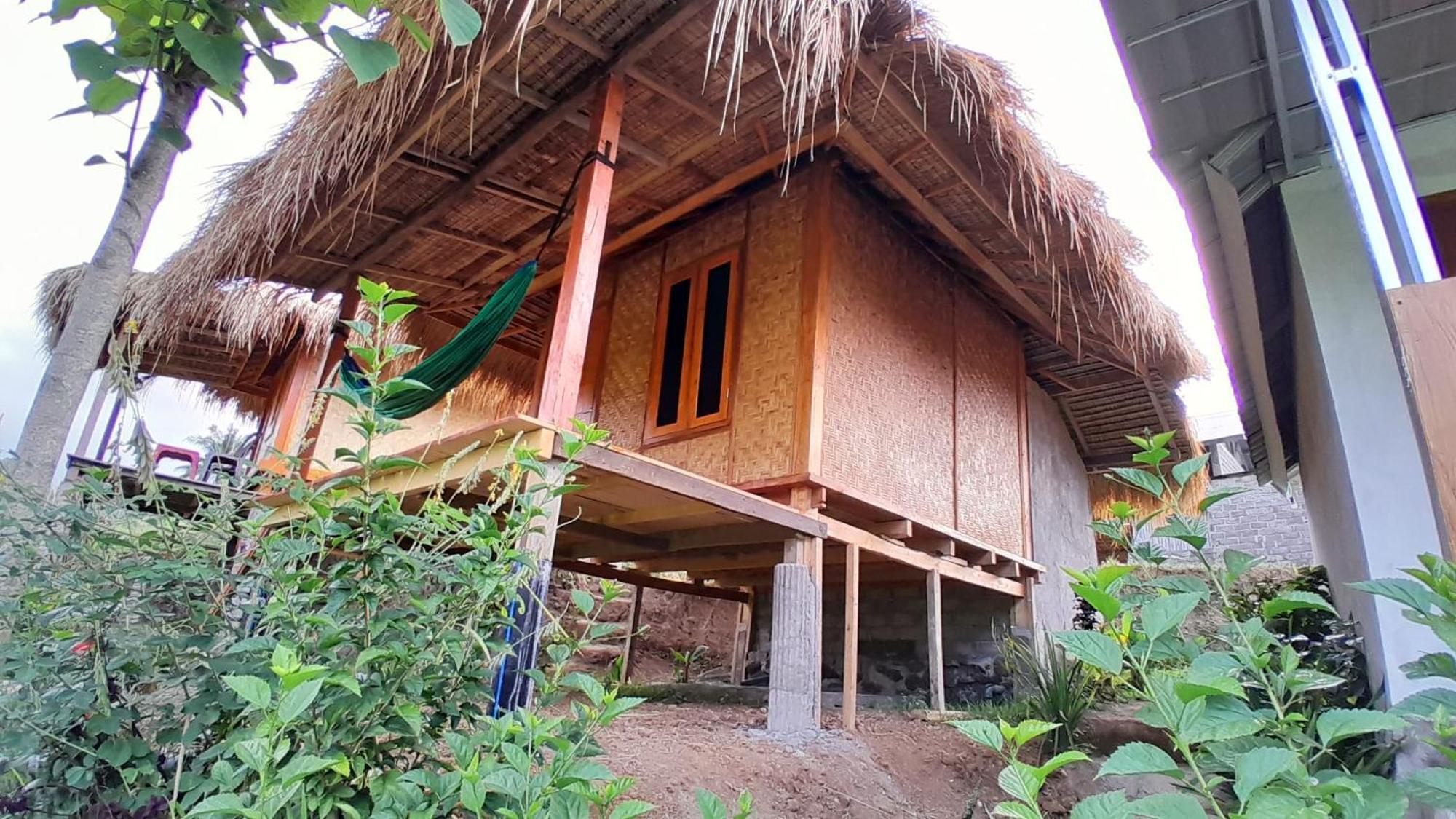 Bayan Exotic Homestay เซอนารู ภายนอก รูปภาพ