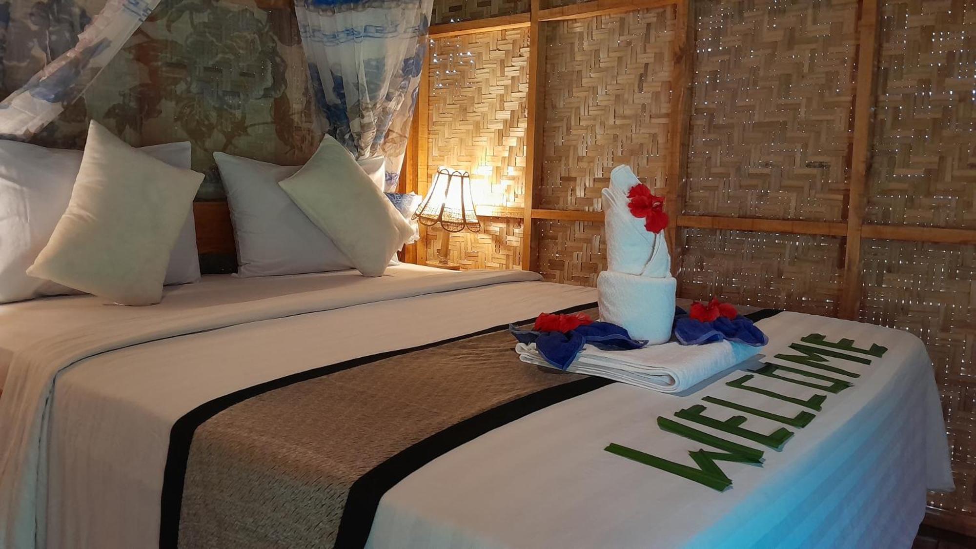 Bayan Exotic Homestay เซอนารู ภายนอก รูปภาพ
