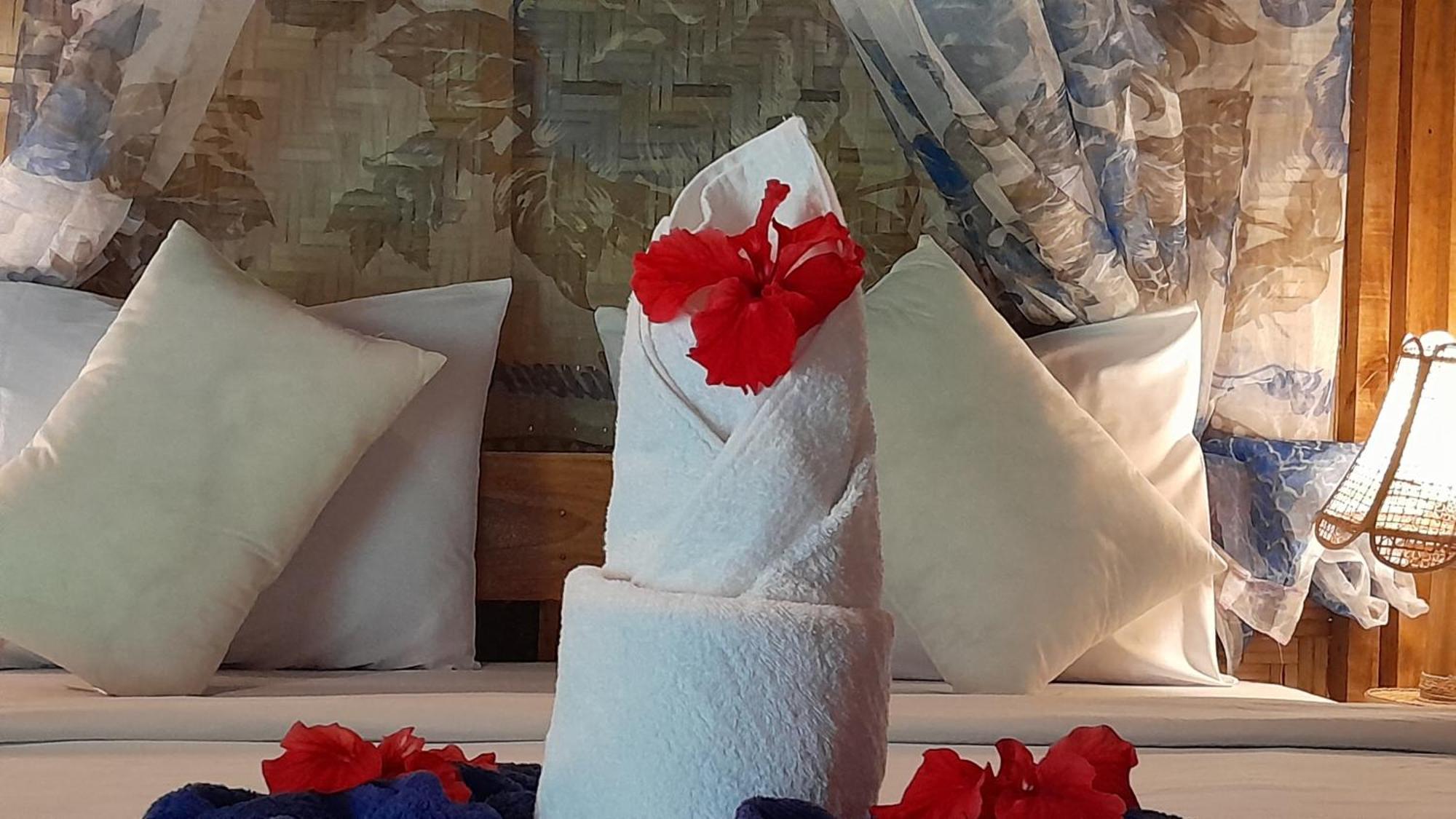 Bayan Exotic Homestay เซอนารู ภายนอก รูปภาพ